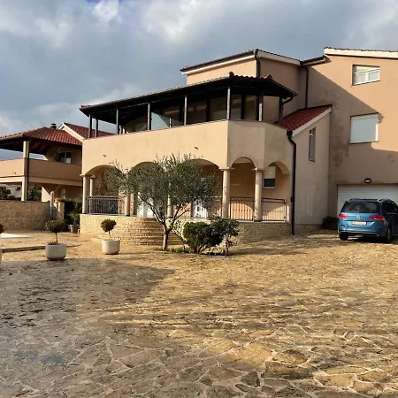 Vila Magnolia 1 Vendégház *